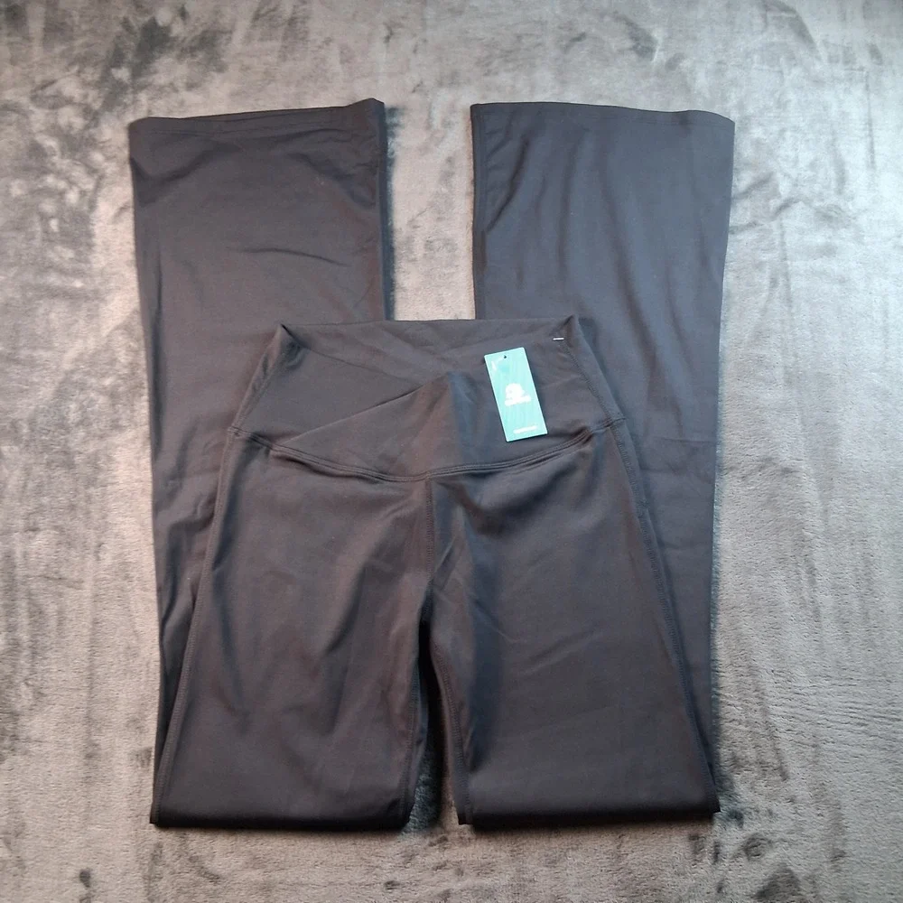 NWT Cupshe Yoga Pants Small Black Crossover High Waist Flare Leg Activewear - Picture 2 of 8